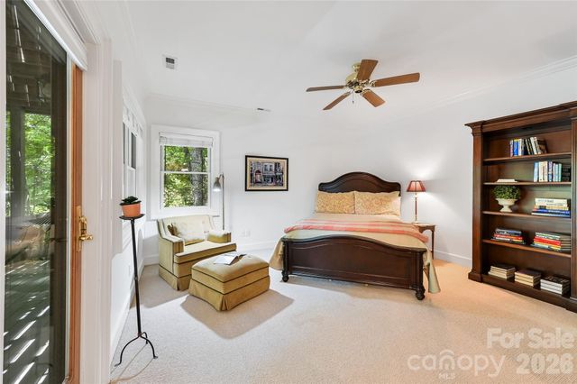 109 Chattooga Run, Hendersonville, NC 28739