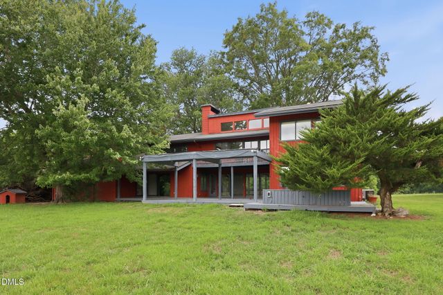 10621 Rougemont Road, Bahama, NC 27503