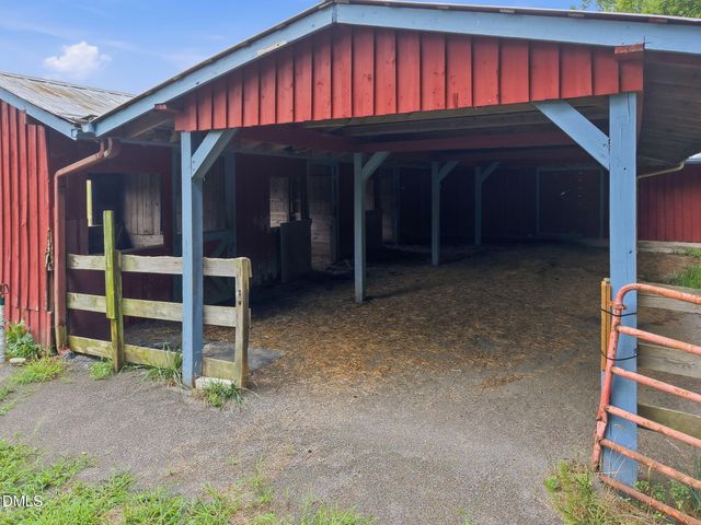 10621 Rougemont Road, Bahama, NC 27503