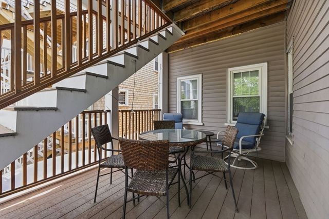 43 Derby St A, Somerville, MA 02145