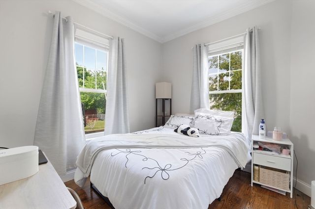 43 Derby St A, Somerville, MA 02145