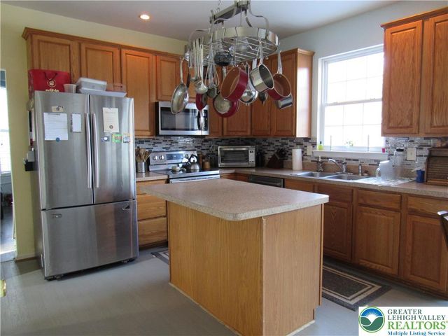 17 Wilt Road, Bechtelsville Boro, PA 19505