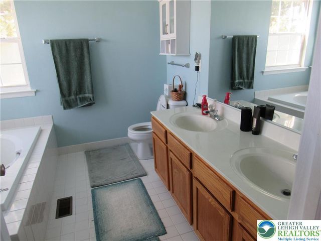 17 Wilt Road, Bechtelsville Boro, PA 19505