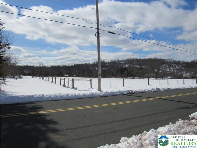 17 Wilt Road, Bechtelsville Boro, PA 19505