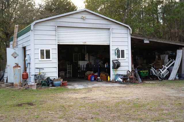 2064 Martin St., Loris, SC 29569