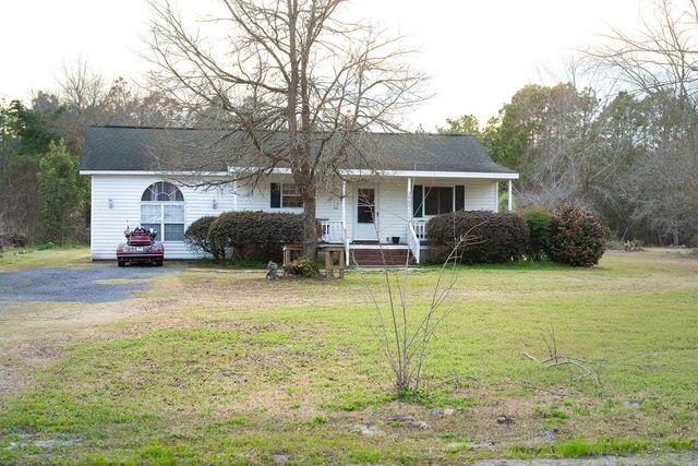 2064 Martin St., Loris, SC 29569