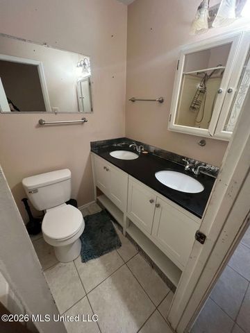 916 E Birch Drive, Gulfport, MS 39503
