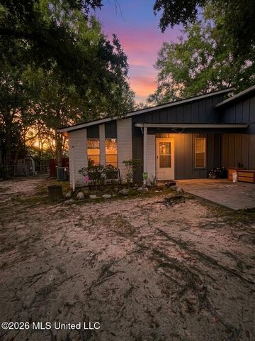 916 E Birch Drive, Gulfport, MS 39503