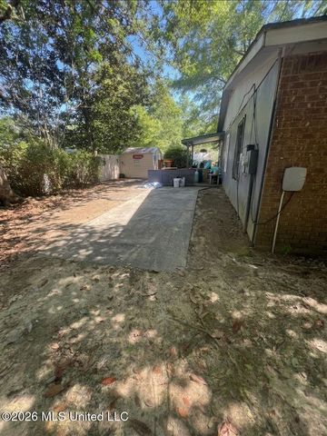916 E Birch Drive, Gulfport, MS 39503