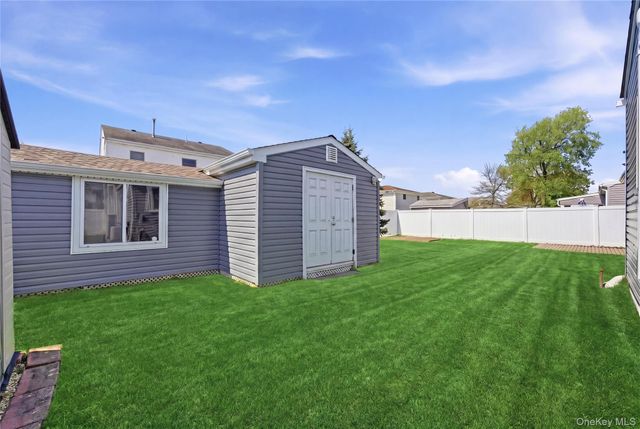120 Franklin Place, Massapequa, NY 11758