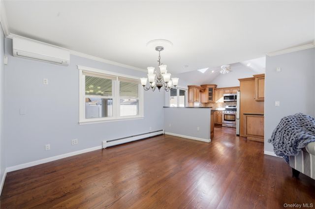 120 Franklin Place, Massapequa, NY 11758