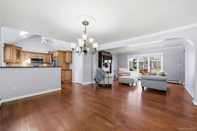 120 Franklin Place, Massapequa, NY 11758