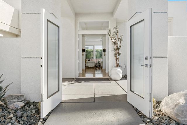 11 Sterling Place, Rancho Mirage, CA 92270
