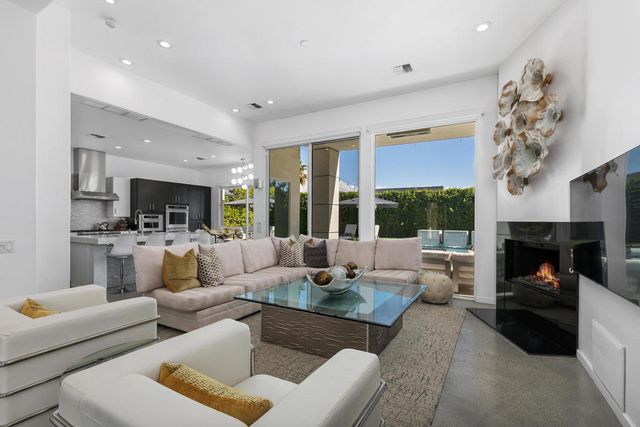 11 Sterling Place, Rancho Mirage, CA 92270