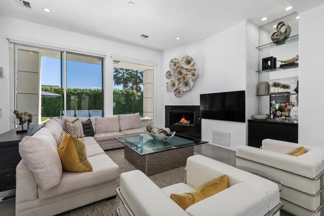 11 Sterling Place, Rancho Mirage, CA 92270