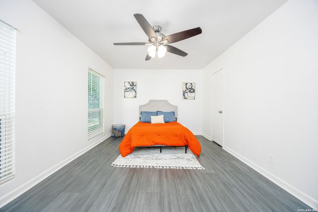 10627 GREEN TIMBER ST, San Antonio, TX 78223