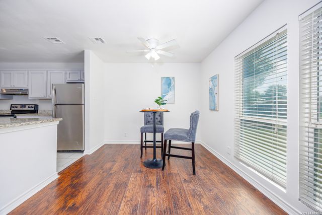 10627 GREEN TIMBER ST, San Antonio, TX 78223