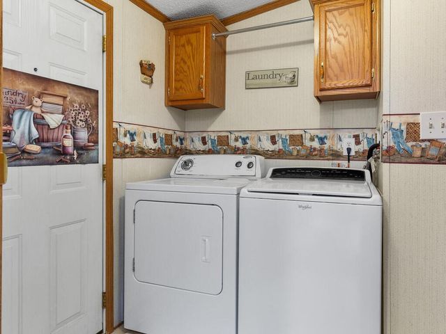 13 Kelly Lane, Coventry, RI 02816