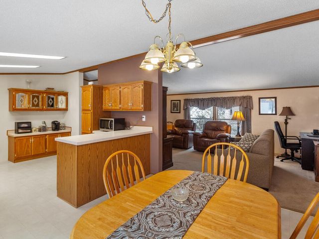 13 Kelly Lane, Coventry, RI 02816