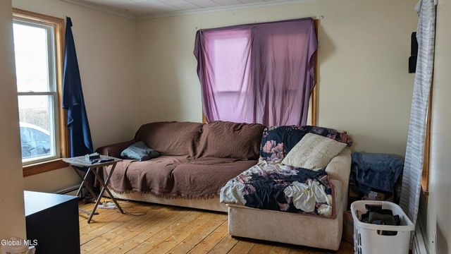 4 Oak Street, Johnstown, NY 12095