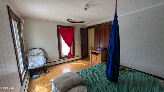 4 Oak Street, Johnstown, NY 12095