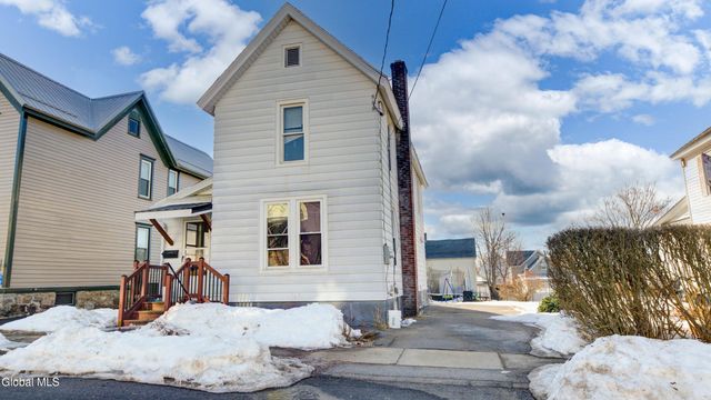 4 Oak Street, Johnstown, NY 12095