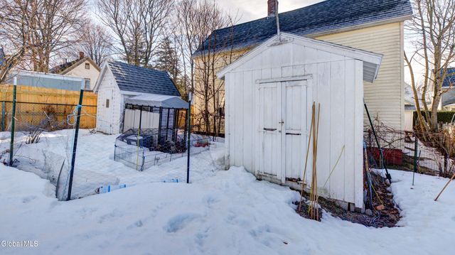 4 Oak Street, Johnstown, NY 12095