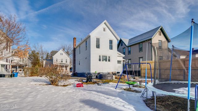 4 Oak Street, Johnstown, NY 12095