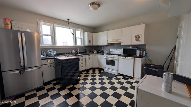 4 Oak Street, Johnstown, NY 12095