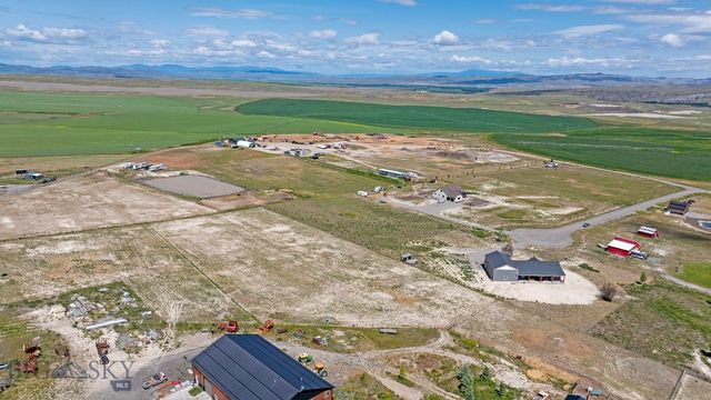 149 Longview Road, Manhattan, MT 59741