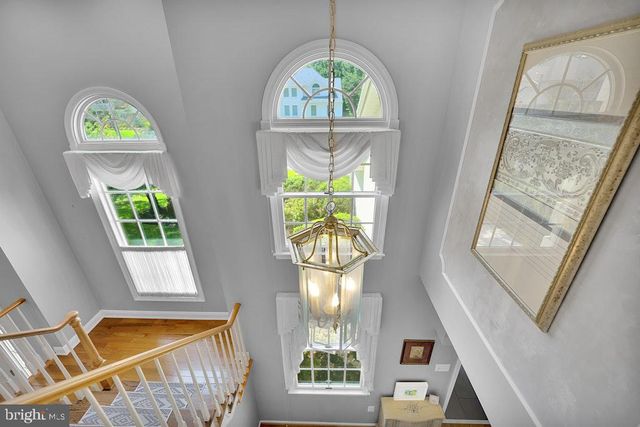 17 STANWYCK RD, Mount Laurel, NJ 08054