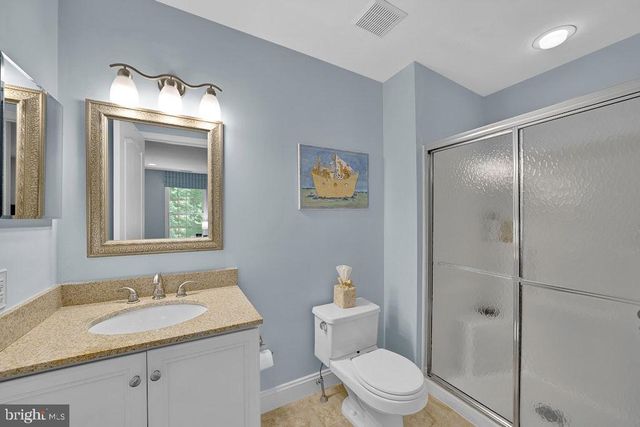 17 STANWYCK RD, Mount Laurel, NJ 08054