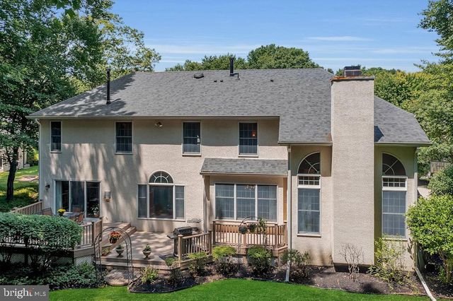 17 STANWYCK RD, Mount Laurel, NJ 08054