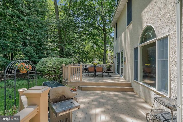 17 STANWYCK RD, Mount Laurel, NJ 08054
