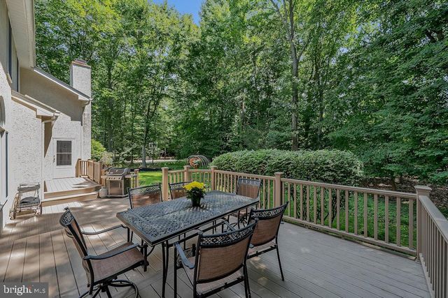 17 STANWYCK RD, Mount Laurel, NJ 08054