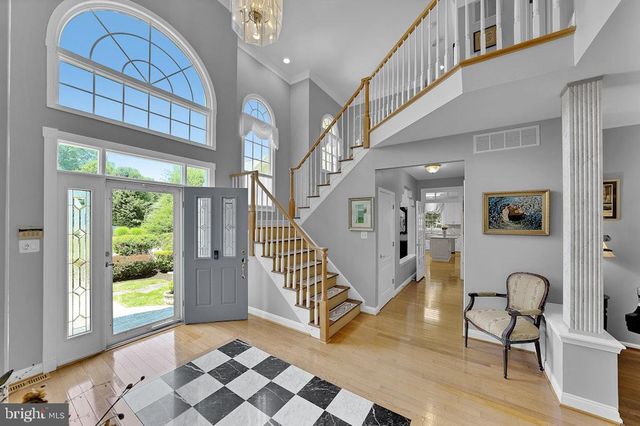 17 STANWYCK RD, Mount Laurel, NJ 08054
