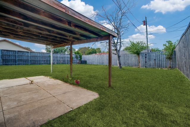 1412 E Park Boulevard, Plano, TX 75074