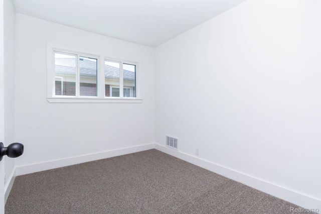 2469 Ferris Avenue, Lincoln Park, MI 48146