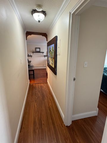 5 Silvestri Cir Unit 20, Derry, NH 03038