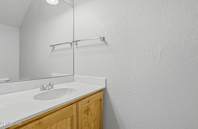 525 GREEN VILLAGE Court A, El Paso, TX 79912