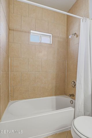 525 GREEN VILLAGE Court A, El Paso, TX 79912