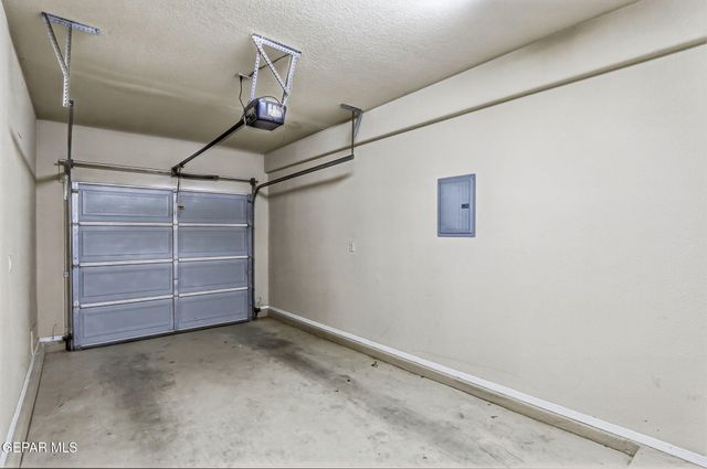 525 GREEN VILLAGE Court A, El Paso, TX 79912