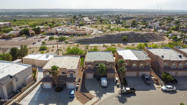 525 GREEN VILLAGE Court A, El Paso, TX 79912