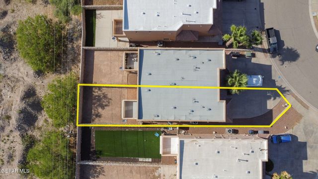 525 GREEN VILLAGE Court A, El Paso, TX 79912
