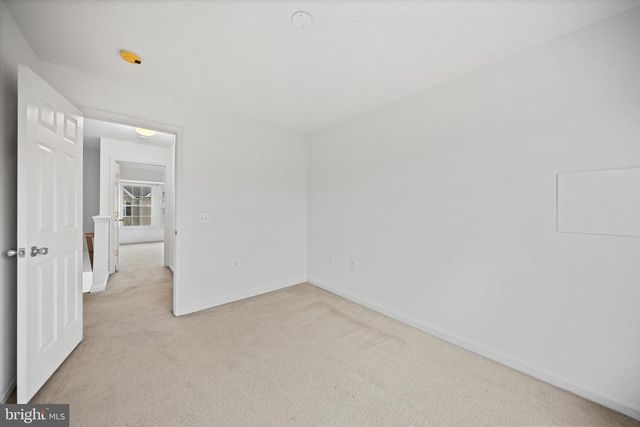 23094 FONTWELL SQ, Sterling, VA 20166