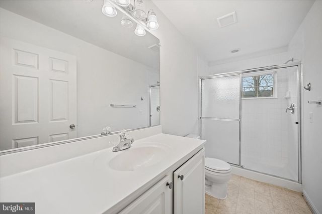 23094 FONTWELL SQ, Sterling, VA 20166