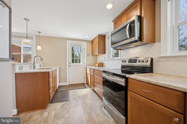728 COTTAGE ROAD, Glenside, PA 19038
