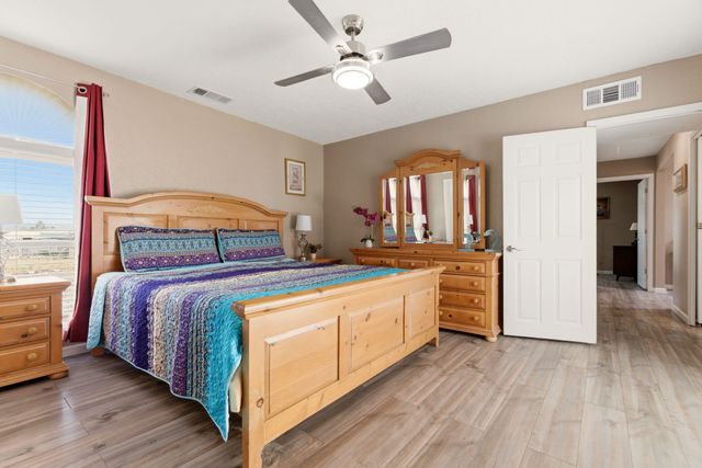 207 Goodman Avenue, Rio Communities, NM 87002