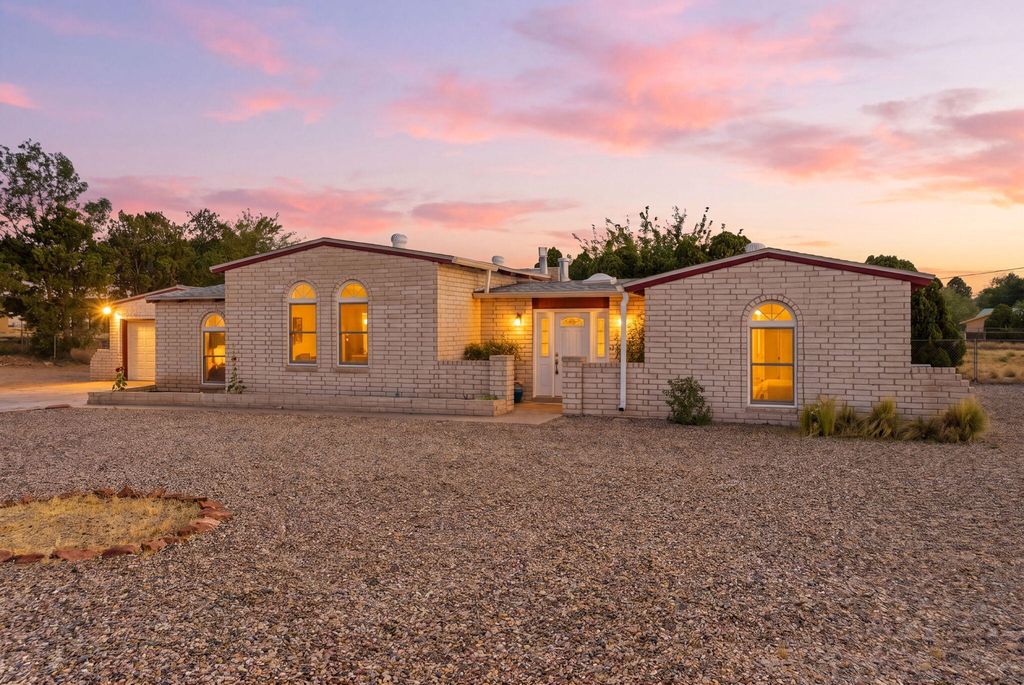 207 Goodman Avenue, Rio Communities, NM 87002
