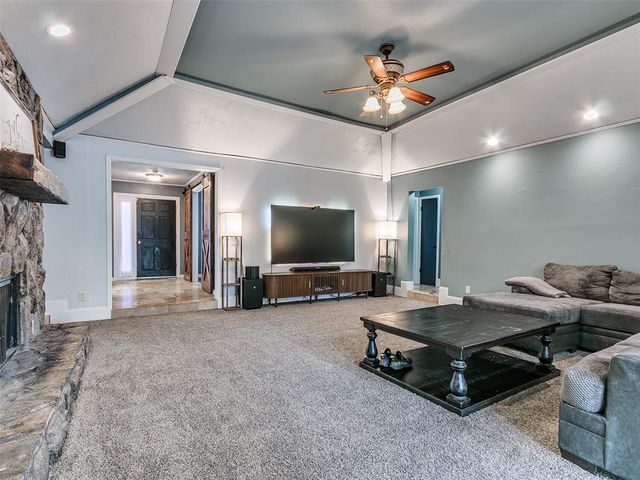 11613 Footmans Court, Yukon, OK 73099